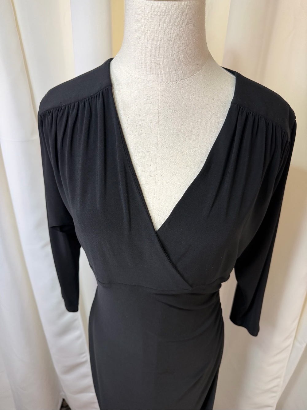 Lauren Ralph Lauren Elegant Black Faux Wrap Stretchy Knit Sheath Dress Size 8 - Picture 4 of 13